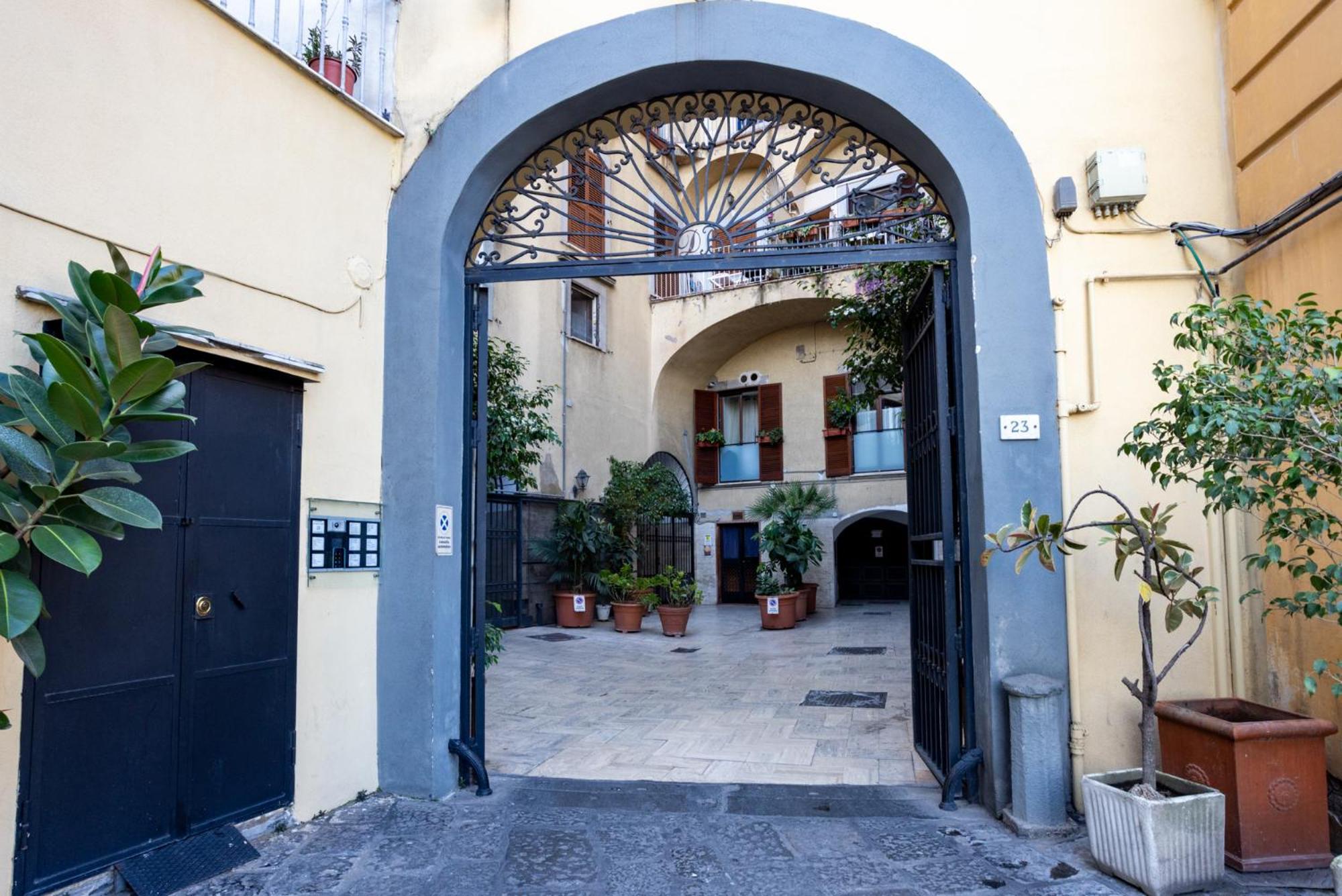 Appartamento Molo Caracciolo *