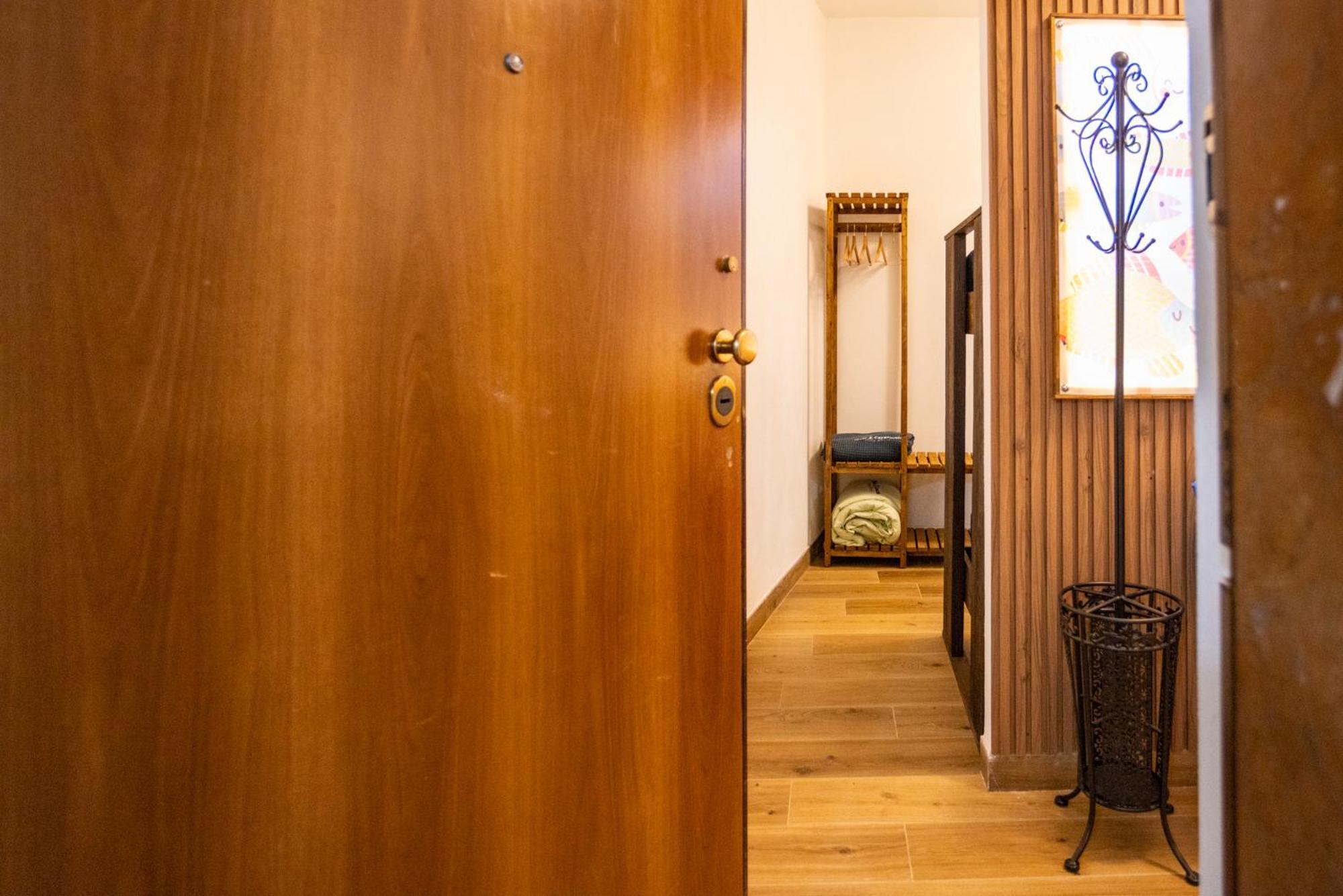 Apartment Molo Caracciolo *