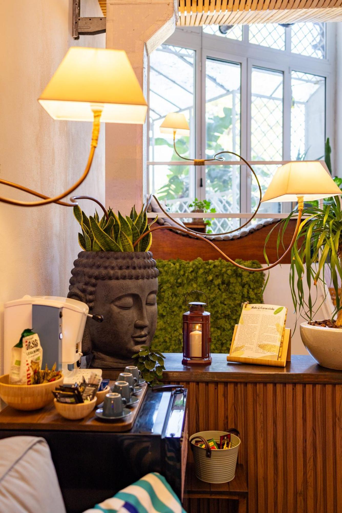 Molo Caracciolo Apartment Naples